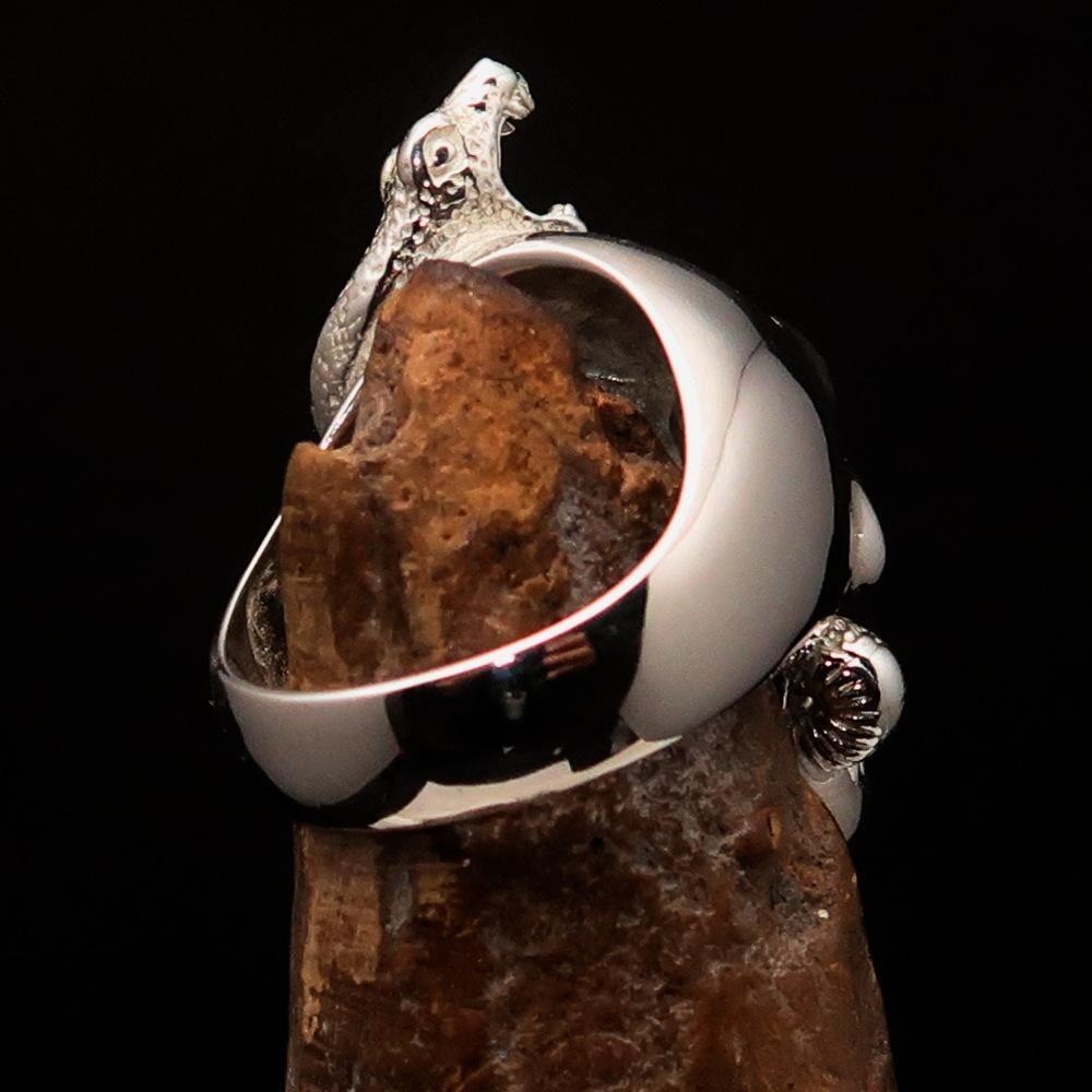 Excellent crafted Men's blue 1% Snake Skull Outlaw Ring - Sterling Silver
