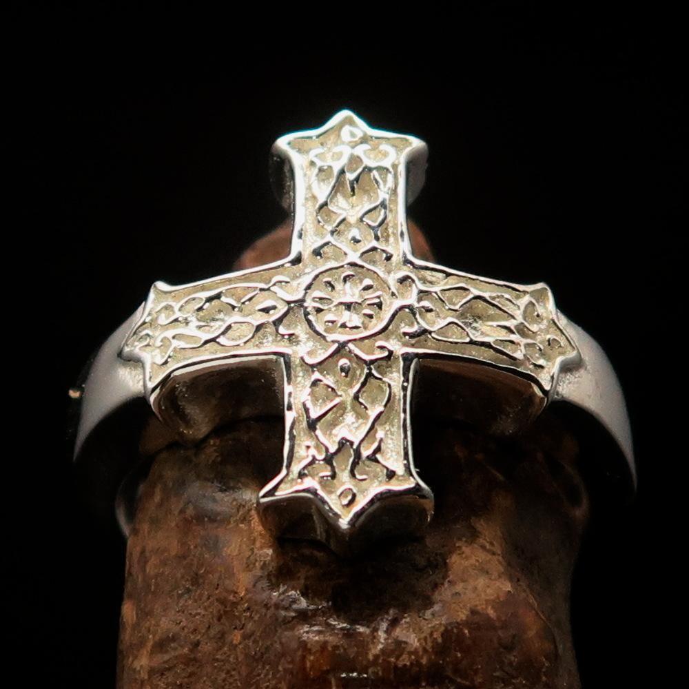 Excellent crafted Men's ornamental Celtic Cross Ring - mirror Polished Sterling Silver