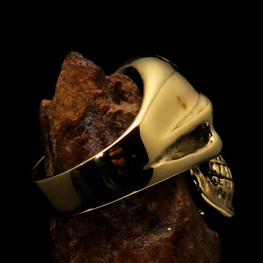 Excellent crafted Men's Skull Ring red Eye of Ra - Solid Brass