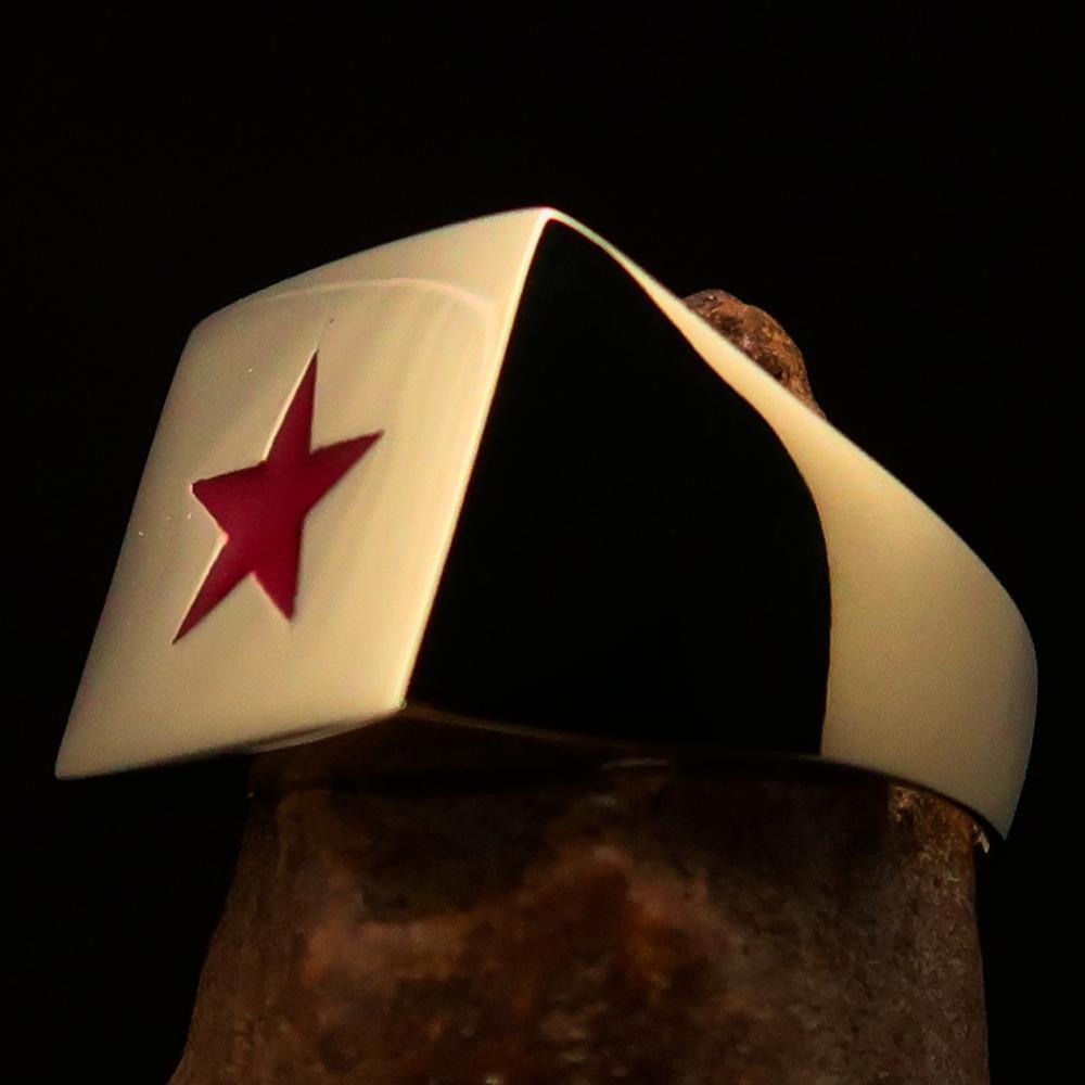Excellent crafted Men's Communist Brass Ring Red Star Pentagram
