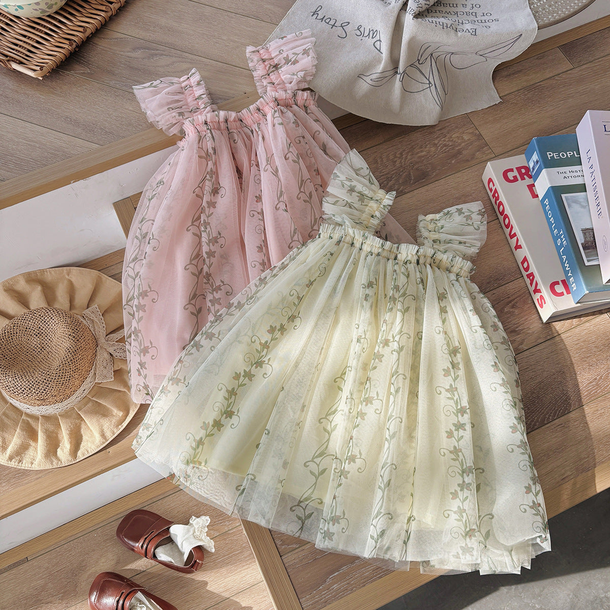 Summer Arrival Floral Pattern Fly Sleeves Tulle Dress for Stylish Girls